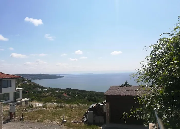 Sky Infinity Villa Baltsjik