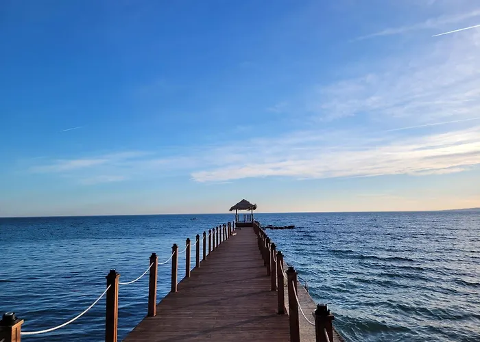 Sky Infinity Villa Baltsjik