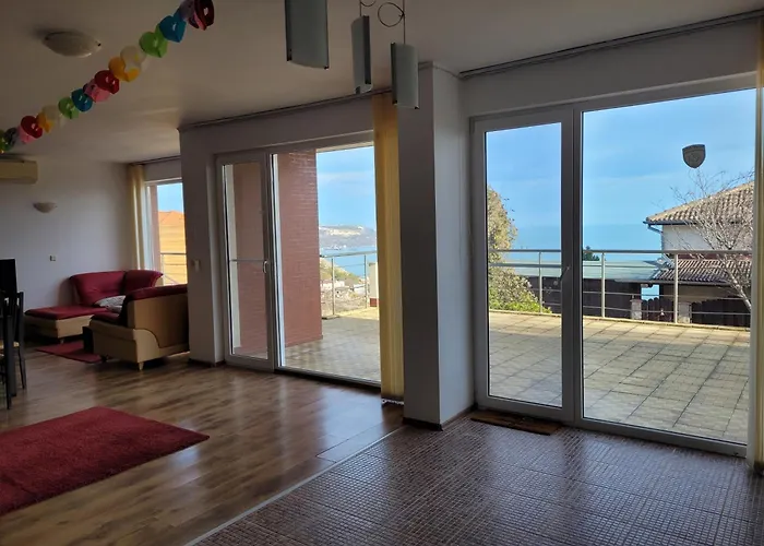 Villa Sky Infinity Baltsjik