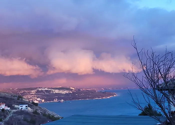 Sky Infinity Villa Baltsjik