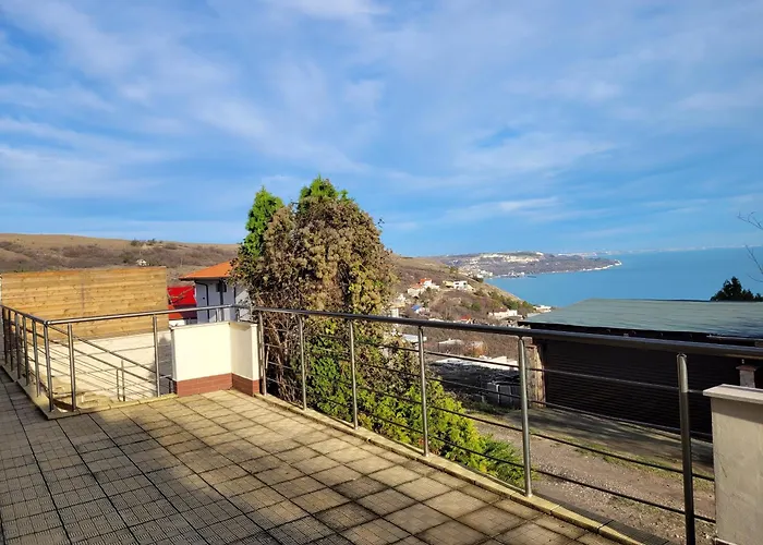 Sky Infinity Villa Baltsjik